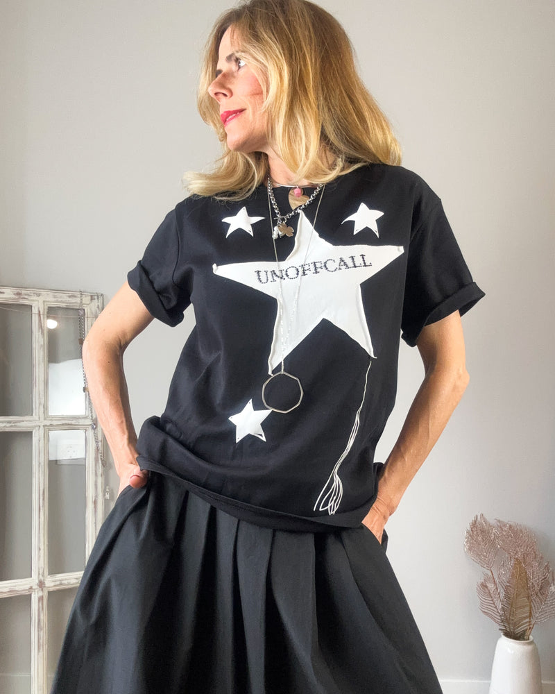 Camiseta negra estrella