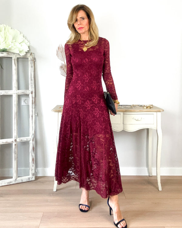 Vestido burgundy encaje