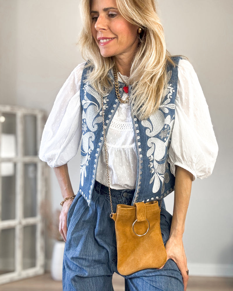 Chaleco denim bordado estilo boho