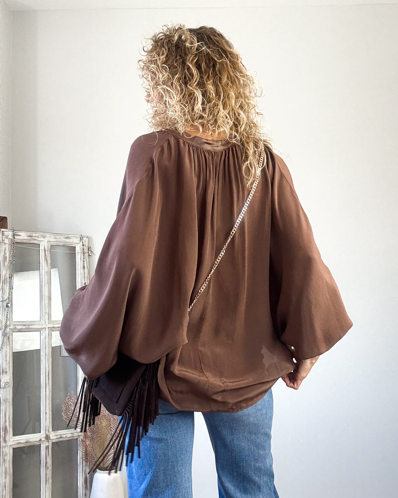 Blusa mocha mousse