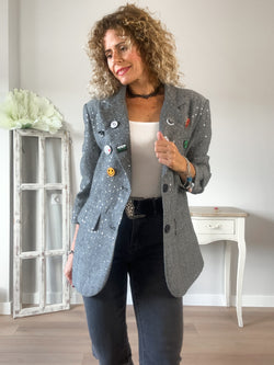 Blazer gris decorada